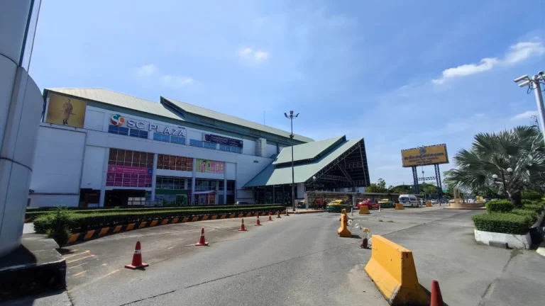 สถานีขนส่งสายใต้ใหม่ / Sai Tai Mai Southern Bus Terminal